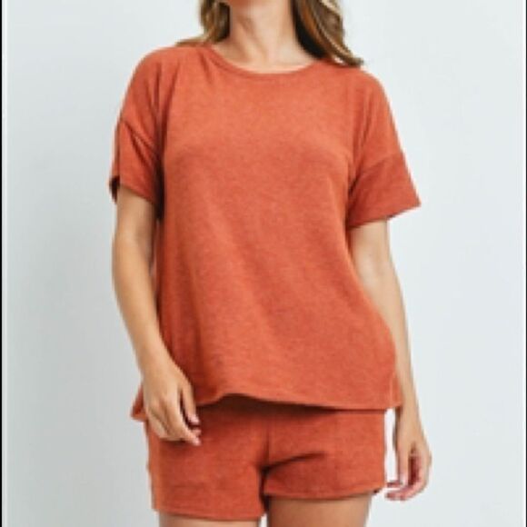 Rust Top And Shorts With Self Tie Lounge Set - Picture 3 of 6